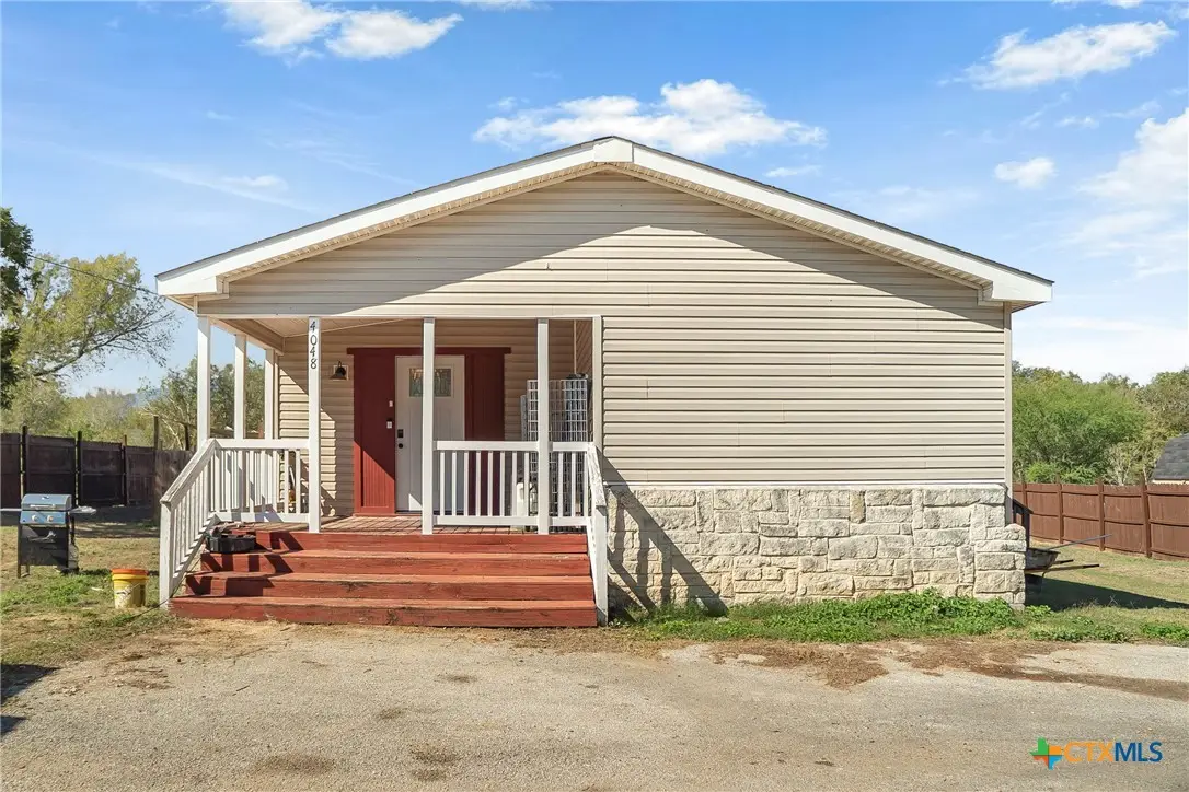 4048 Sutherland Springs Road, Seguin, TX 78155 - Image #1