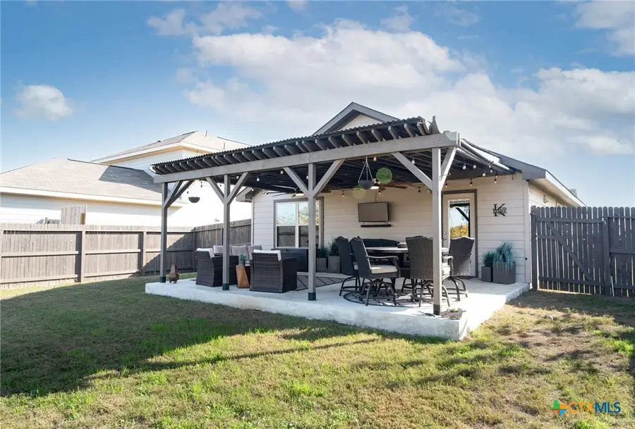 2204 Darst Drive, Seguin, TX 78155 - Image #2