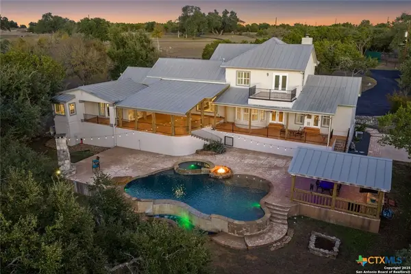 1041 Homestead Ridge, New Braunfels, TX 78132