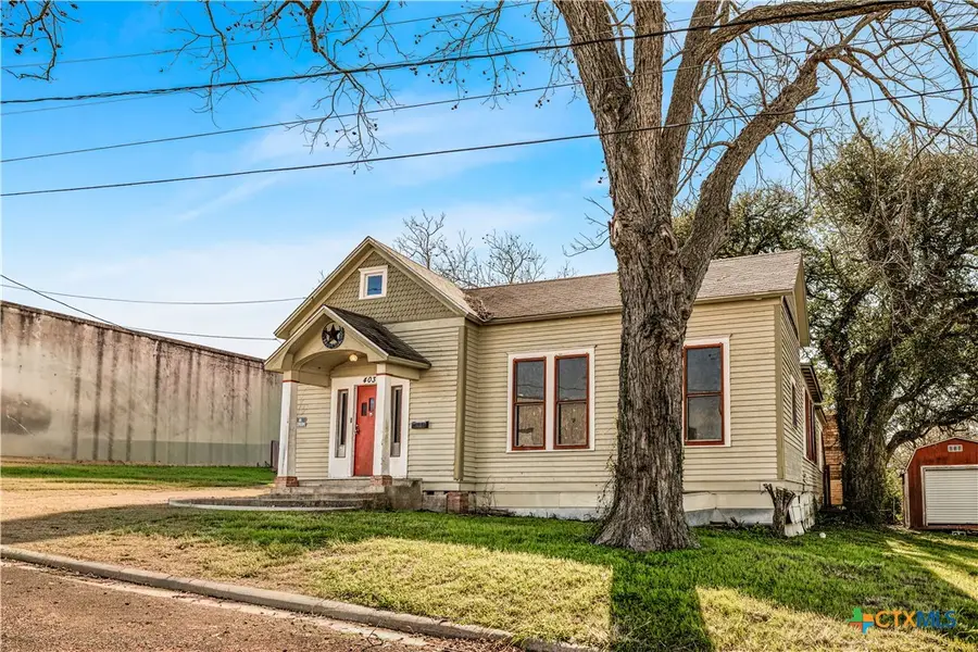 403 W Juan Linn Street, Victoria, TX 77901 - #3