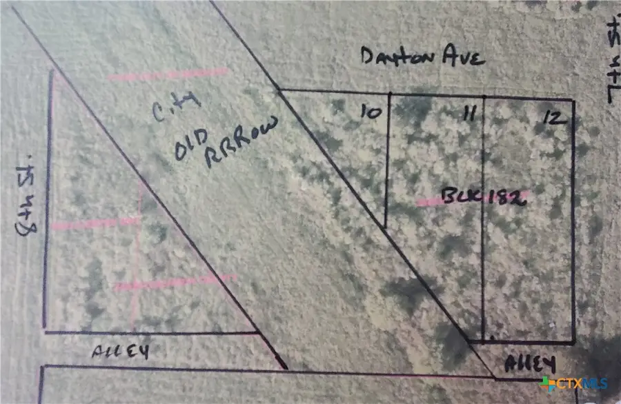 701-705 W Dayton Avenue, Seadrift, TX 77983 - Image #2