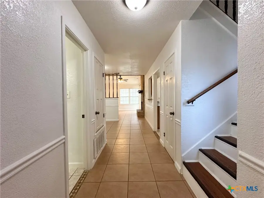 1128 Royal Crest Drive, Killeen, TX 76549 - Image #3