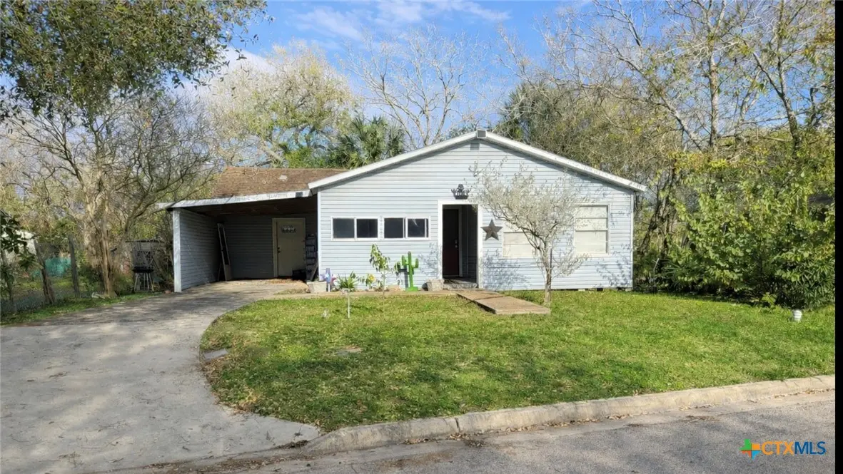 516 Ella Street, Port Lavaca, TX 77979 - Image #1