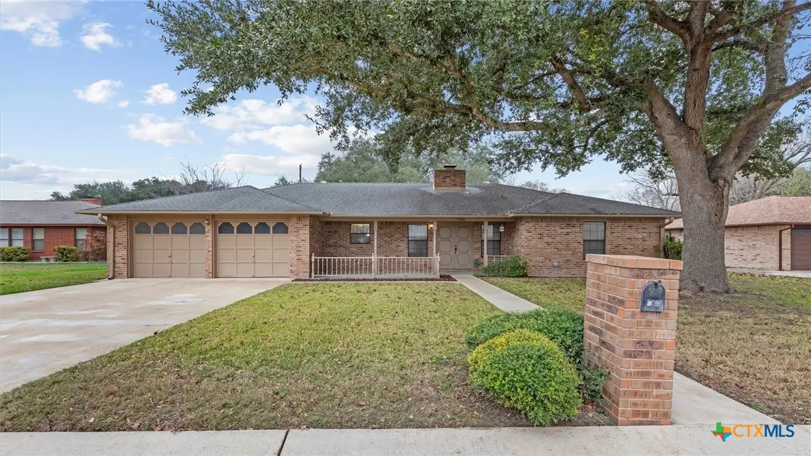 1310 Lakewinds Circle, New Braunfels, TX 78130 - Image #1