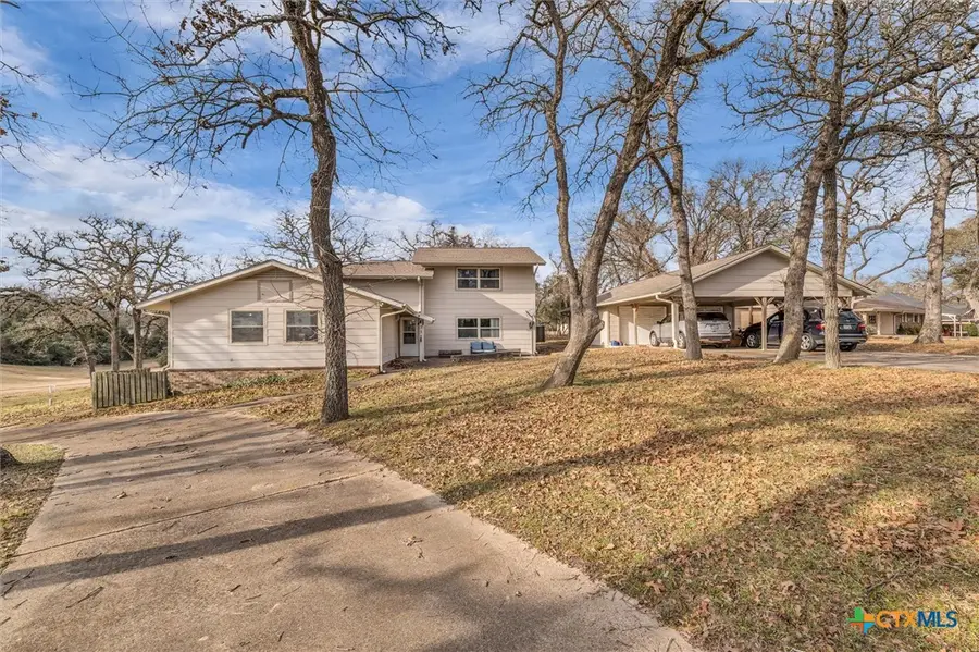 33 Fairway Drive, Hilltop Lakes, TX 77871 - #2