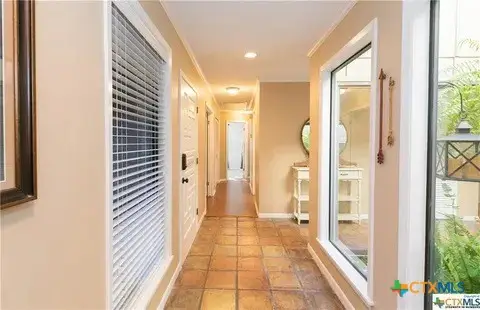 316 Woodglenn Drive, Victoria, TX 77904 - Image #3