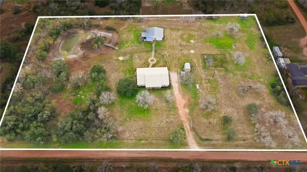 62 North Street, Thomaston, TX 77989