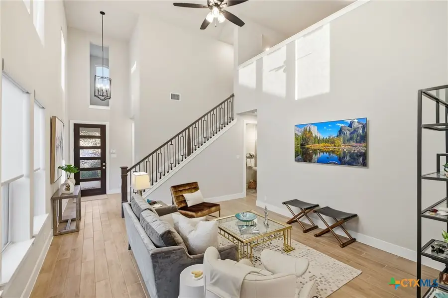 1651 Gruene Grass, New Braunfels, TX 78130 - #2