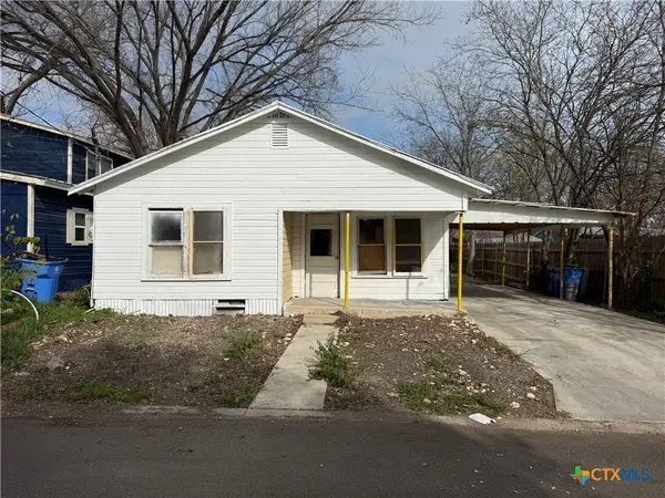 416 Avenue C, Seguin, TX 78155