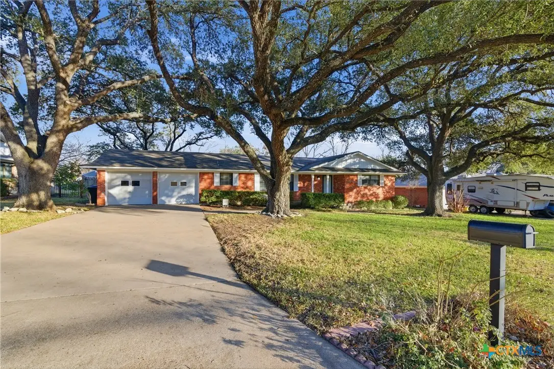 3413 Meadow Oaks Drive, Temple, TX 76502 - Image #1