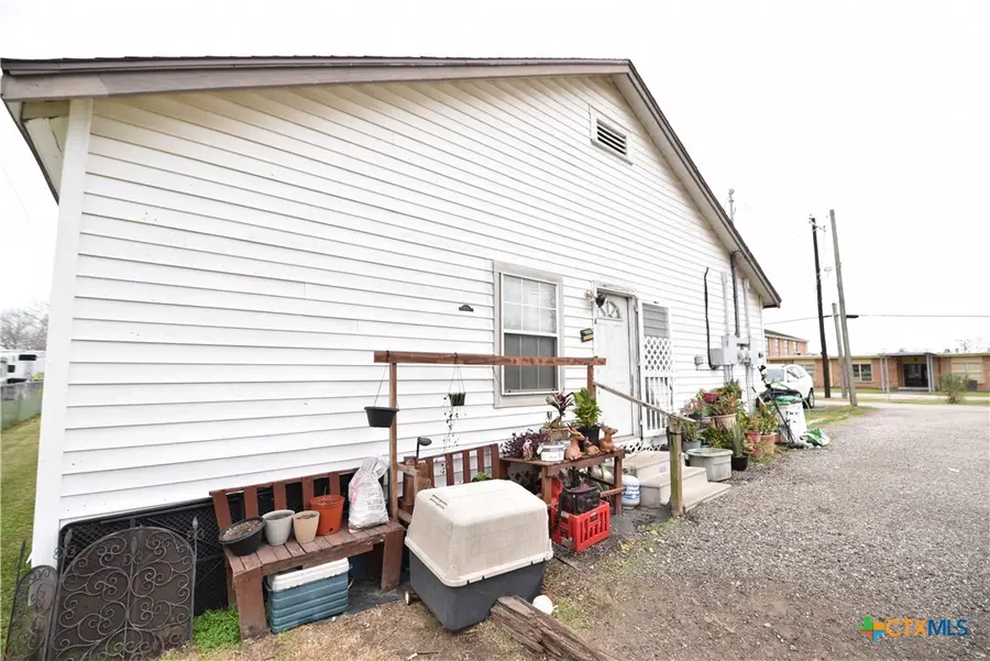 120 Haviland Street, Port Lavaca, TX 77979 - Image #3