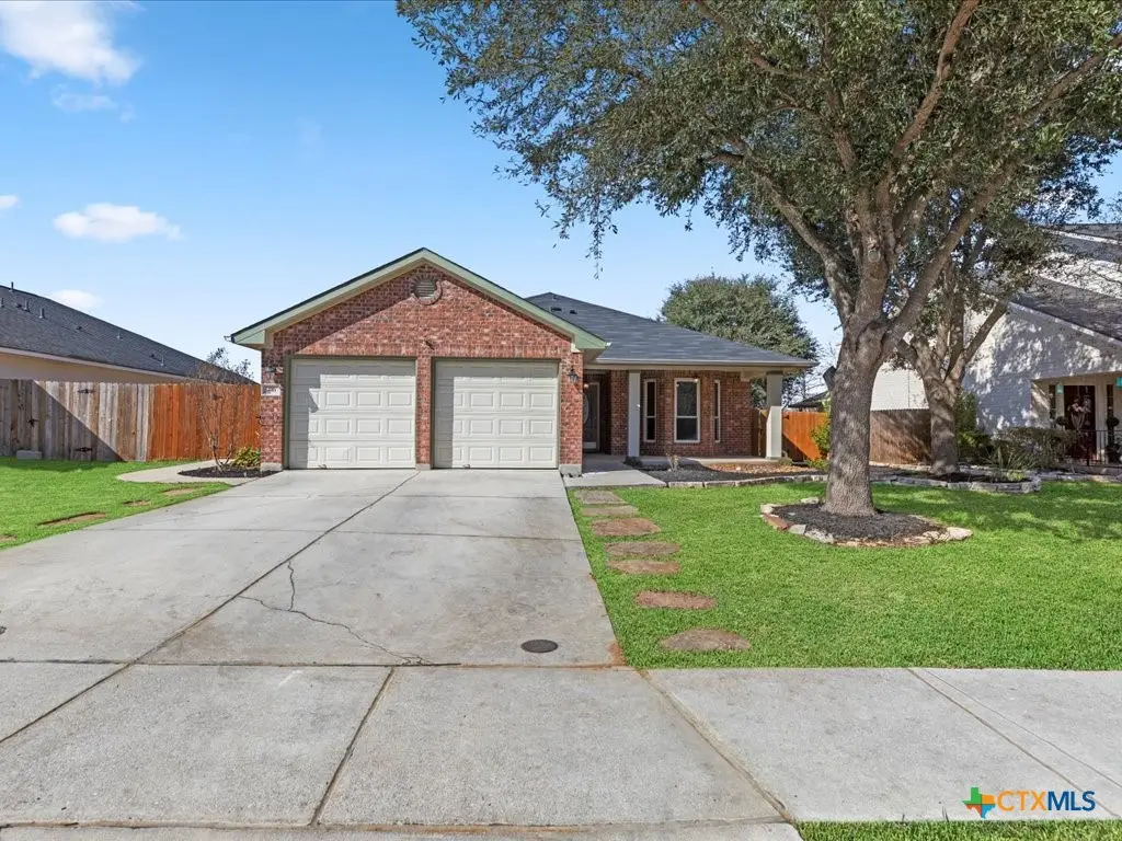 416 Roadrunner Avenue, New Braunfels, TX 78130 - Image #1