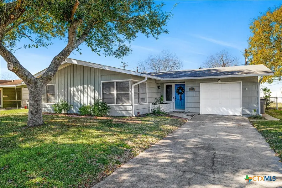 4805 Lilac Lane, Victoria, TX 77904 - Image #3