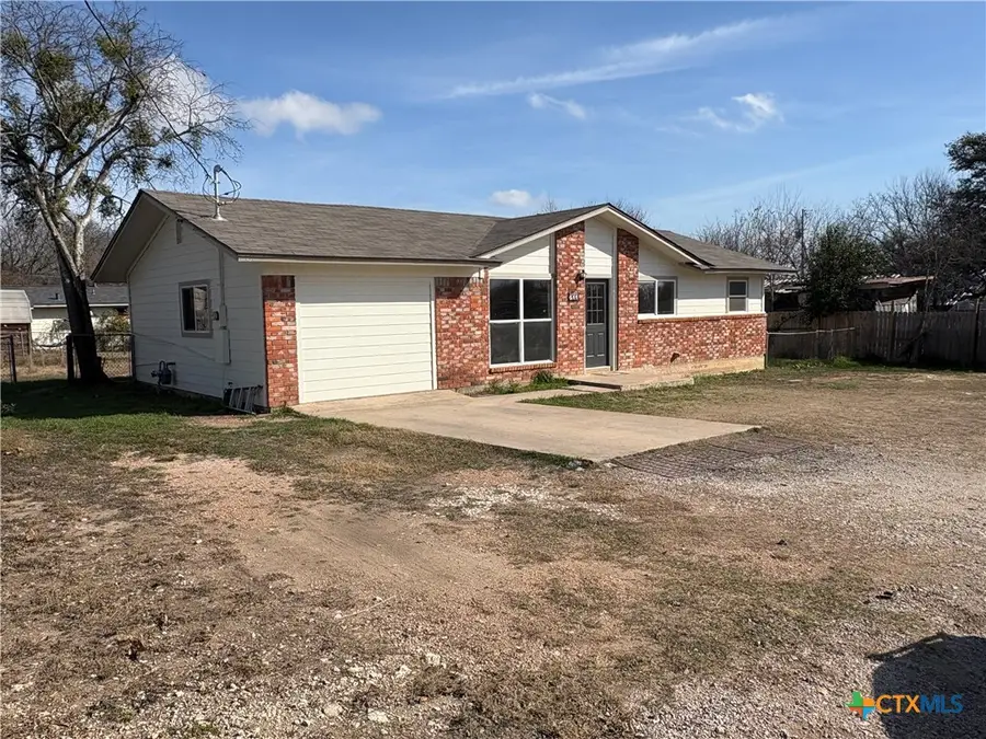 203 Stapp Street, Burnet, TX 78611 - Image #3
