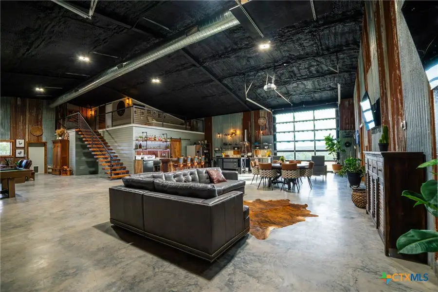 6805 County Road 2001, Lampasas, TX 76550 - Image #2