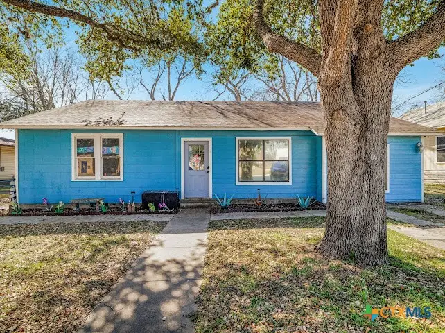 1510 N Avenue, Shiner, TX 77984 - Image #1