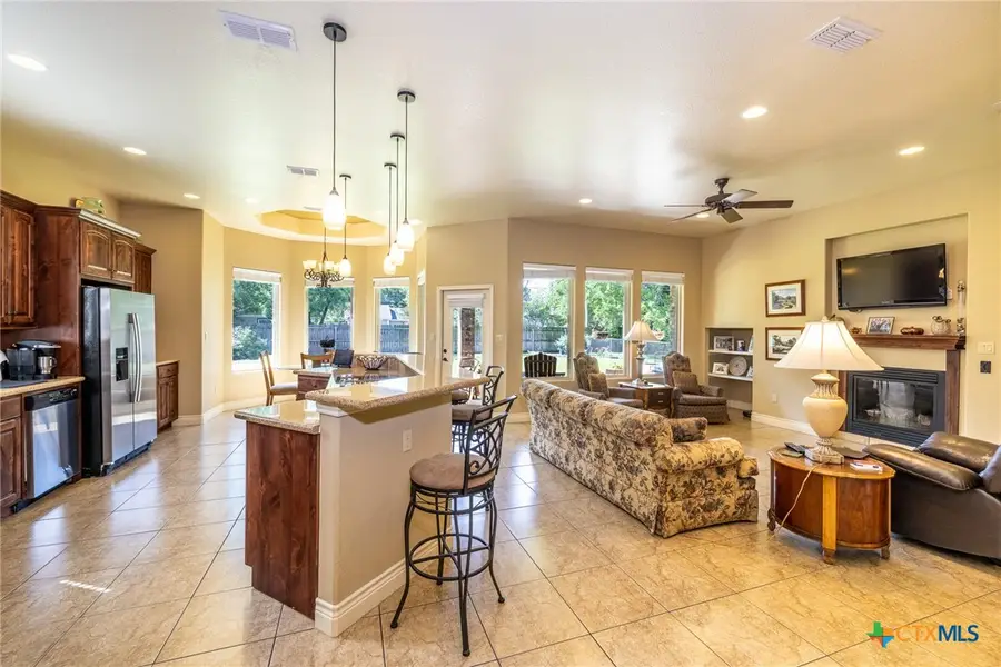 1338 Donovan Street, Gonzales, TX 78629 - Image #3