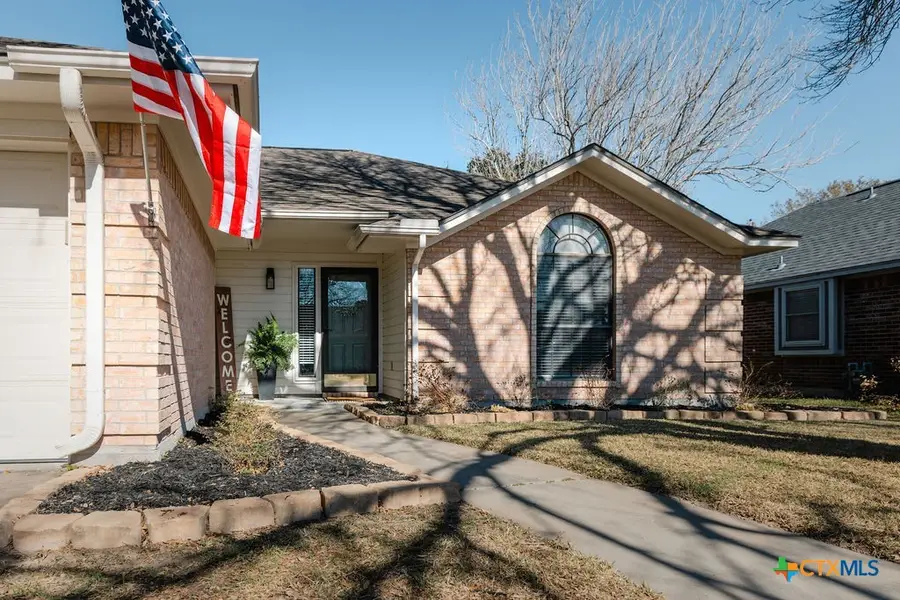 204 Spur Drive, Victoria, TX 77904 - #3