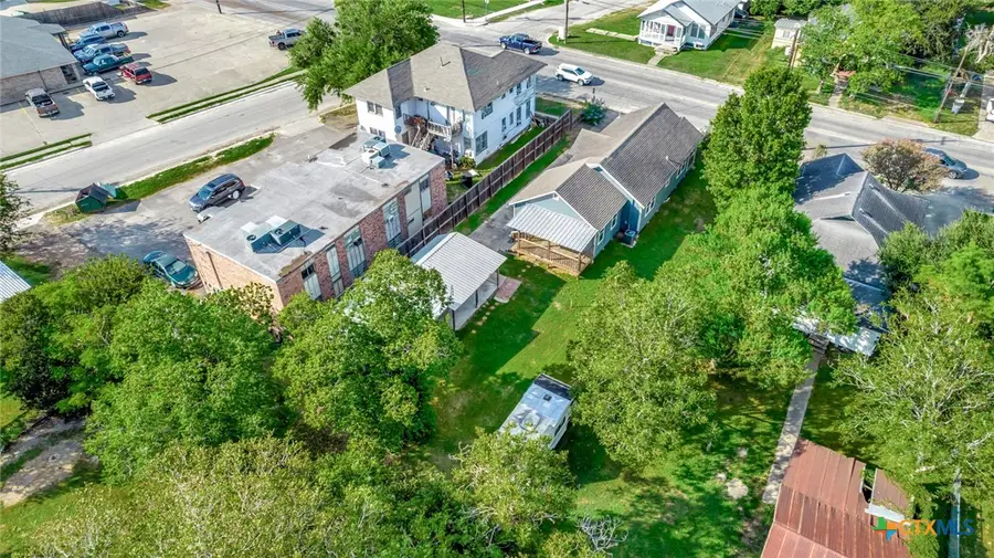 1303 E North Street, Victoria, TX 77901 - Image #3