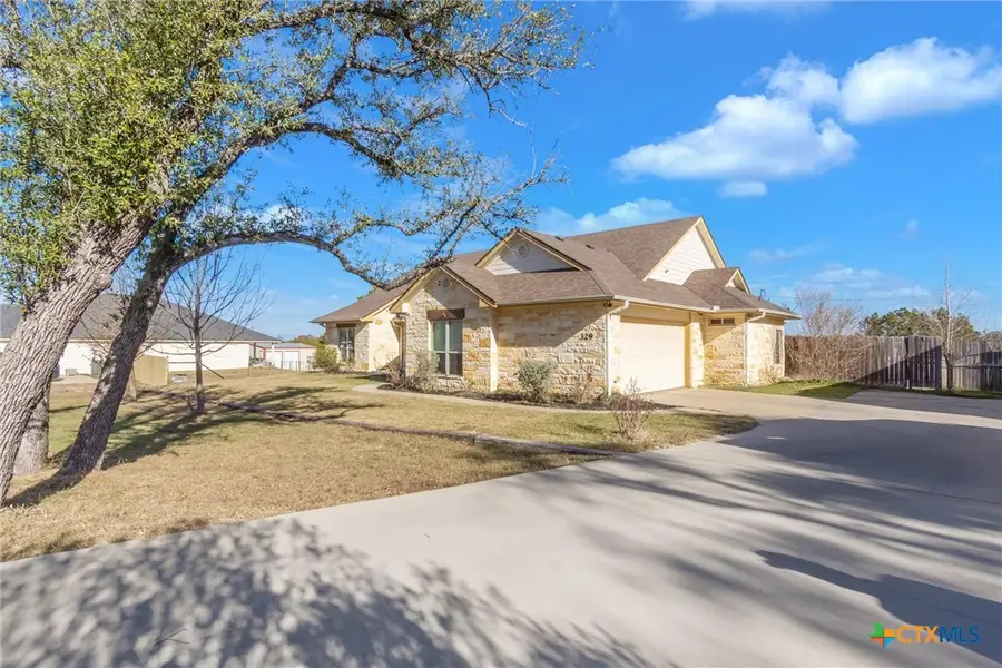329 Sunrise Hills, Lampasas, TX 76550 - Image #2