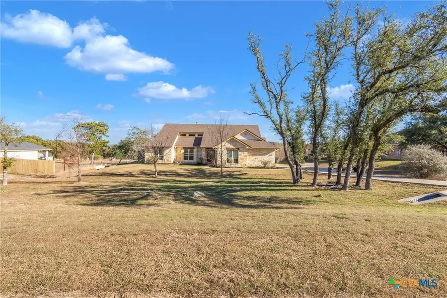 329 Sunrise Hills, Lampasas, TX 76550 - Image #3