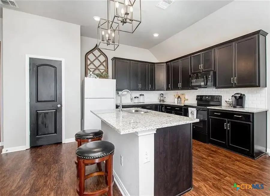 1107 Lilac Ledge Drive, Temple, TX 76502 - Image #2