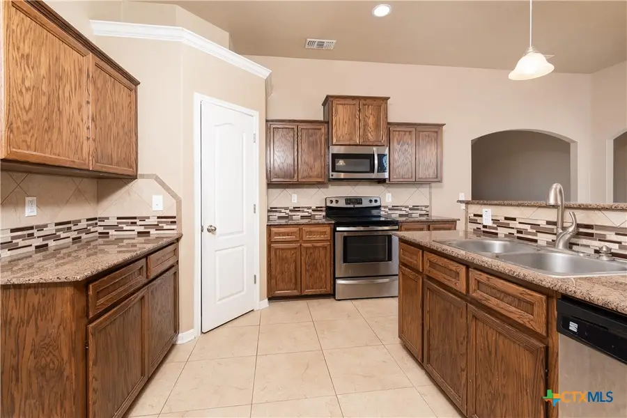 506 Coby Drive, Troy, TX 76579 - Image #3