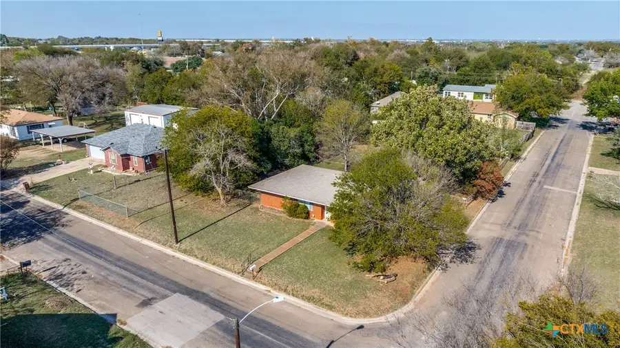 506 E Avenue T, Belton, TX 76513 - #3