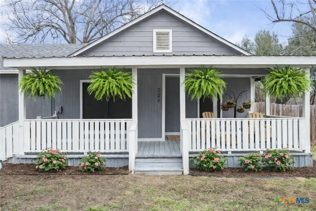 724 Scarbrough Street, Rockdale, TX 76567 - Image #1