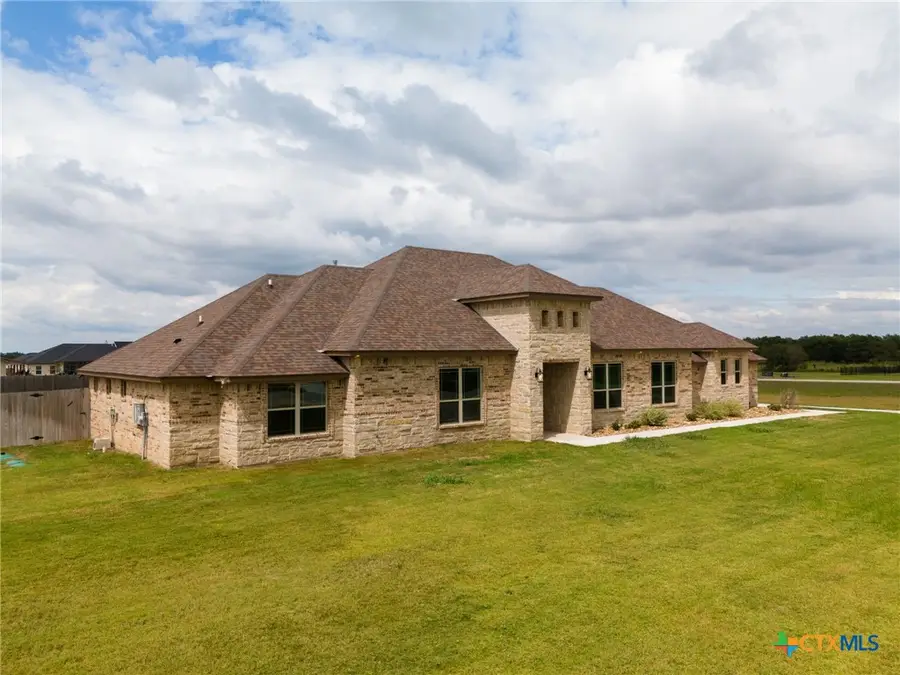 930 Inka Road, Salado, TX 76571 - Image #3