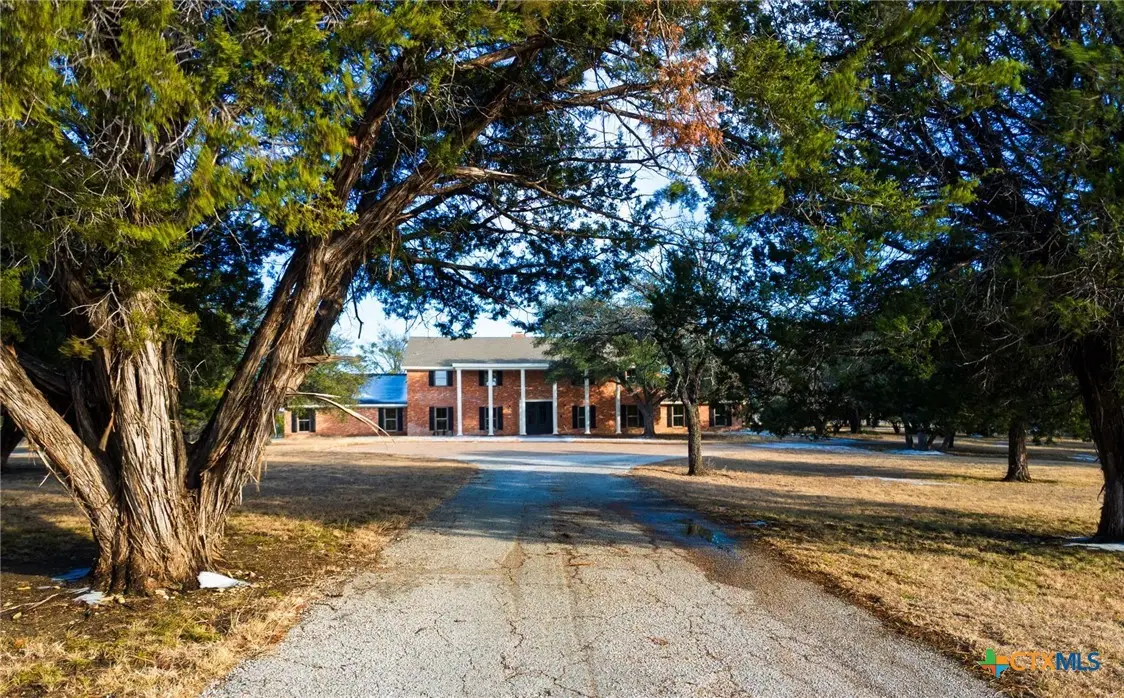 102 Mesa Drive, Gatesville, TX 76528 - #1