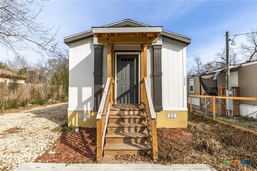 117 Royal, Taylor, TX 76574 - #3