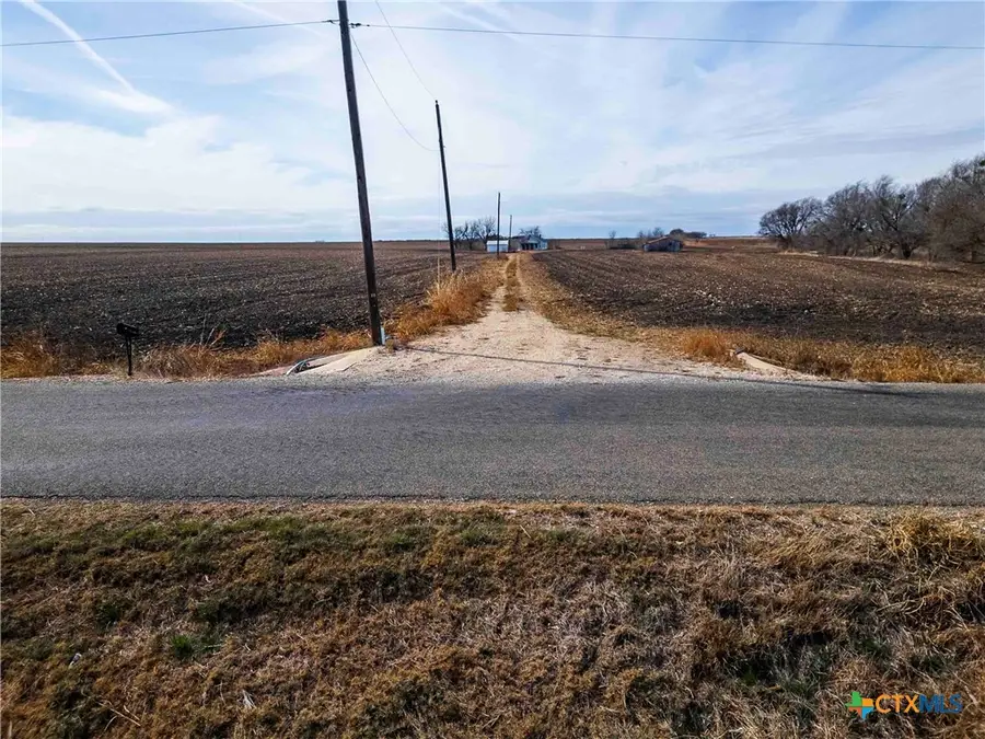 1251 County Road 340, Granger, TX 76530 - Image #2