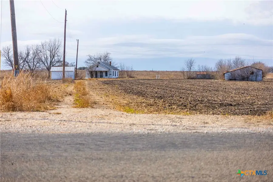 1251 County Road 340, Granger, TX 76530 - Image #3