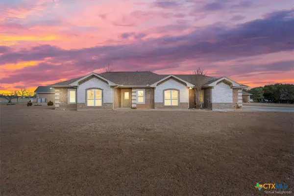 120 Lakewood Drive, Gatesville, TX 76528