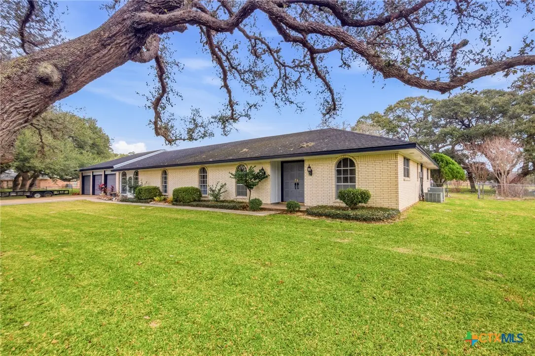 703 Tranquillo Dr, Victoria, TX 77905 - #1