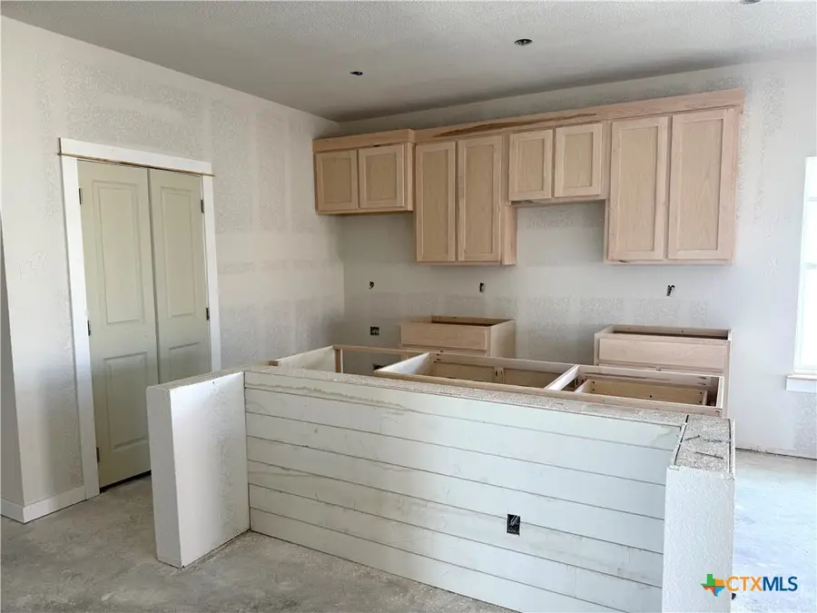 1422 Cedar River Lane, Temple, TX 76502 - Image #2