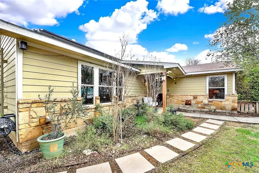 117 S Wilson Street, San Marcos, TX 78666 - Image #2