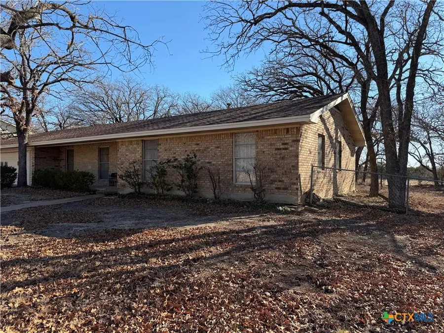 106 Liberty Street, Gatesville, TX 76528 - #2