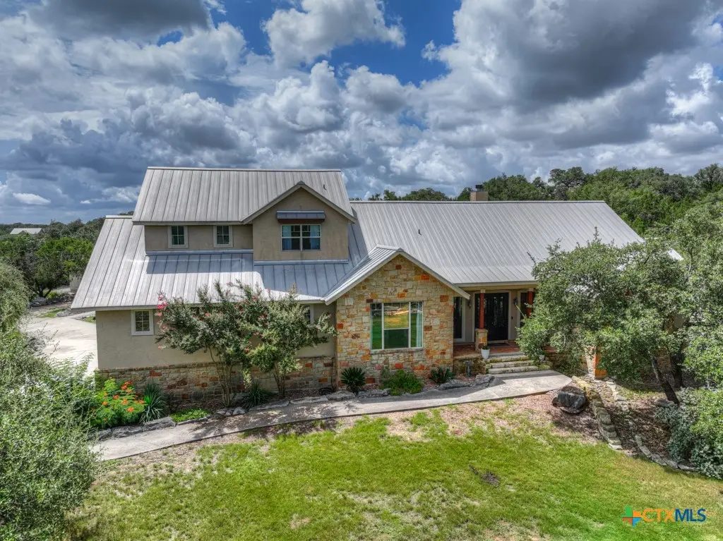 3032 Rolling Oaks Drive, New Braunfels, TX 78132 - #1