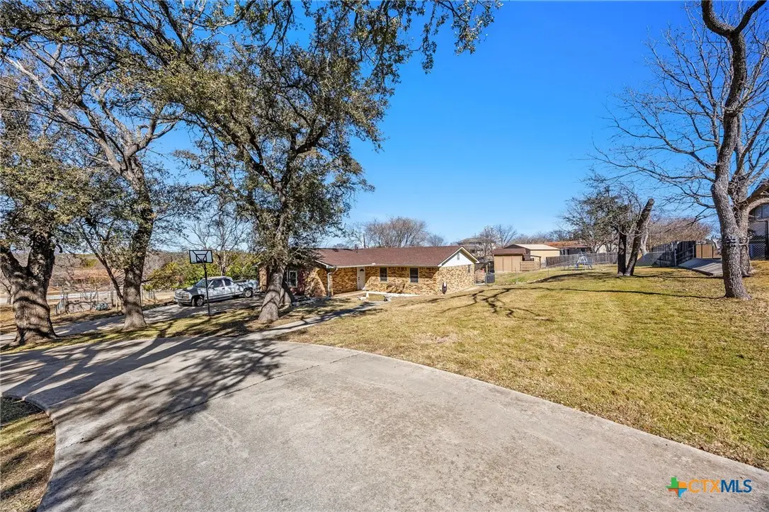 7 Dana Street, Lampasas, TX 76550 - #1