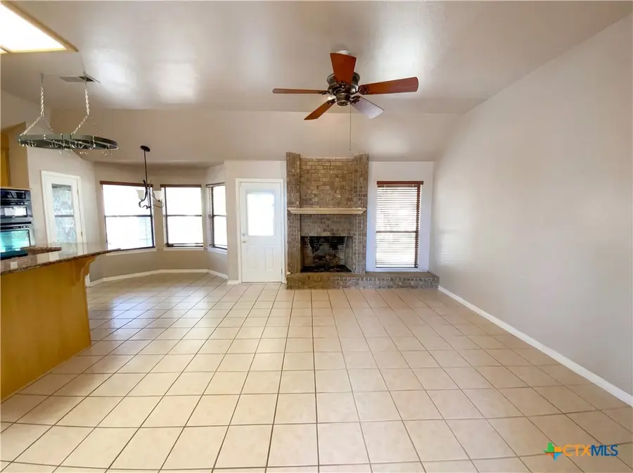 117 Wind Ridge Drive, Harker Heights, TX 76548 - Image #3
