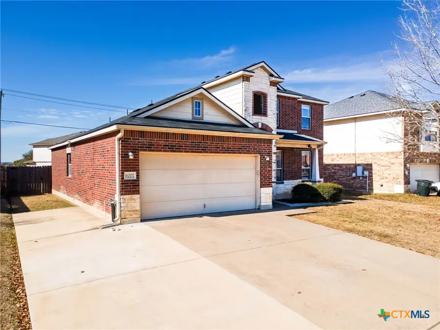 6001 Bridgewood Drive, Killeen, TX 76549 - Image #2
