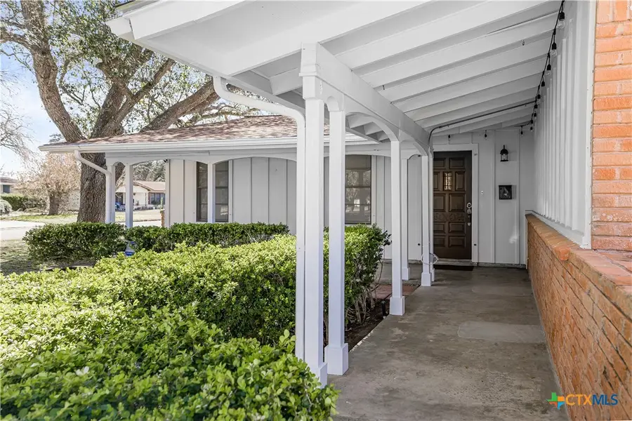 121 Bonham Street, Port Lavaca, TX 77979 - #3