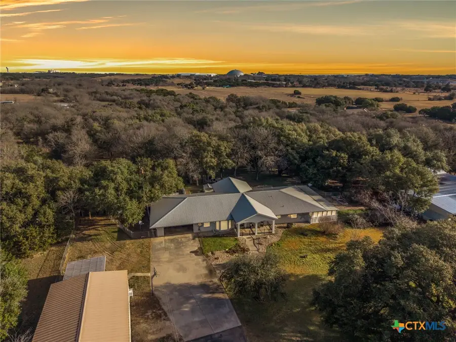 888 Shanklin Road, Belton, TX 76513 - #2