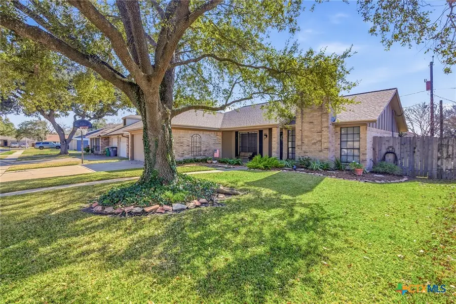 912 Taos Drive, Victoria, TX 77904 - #2