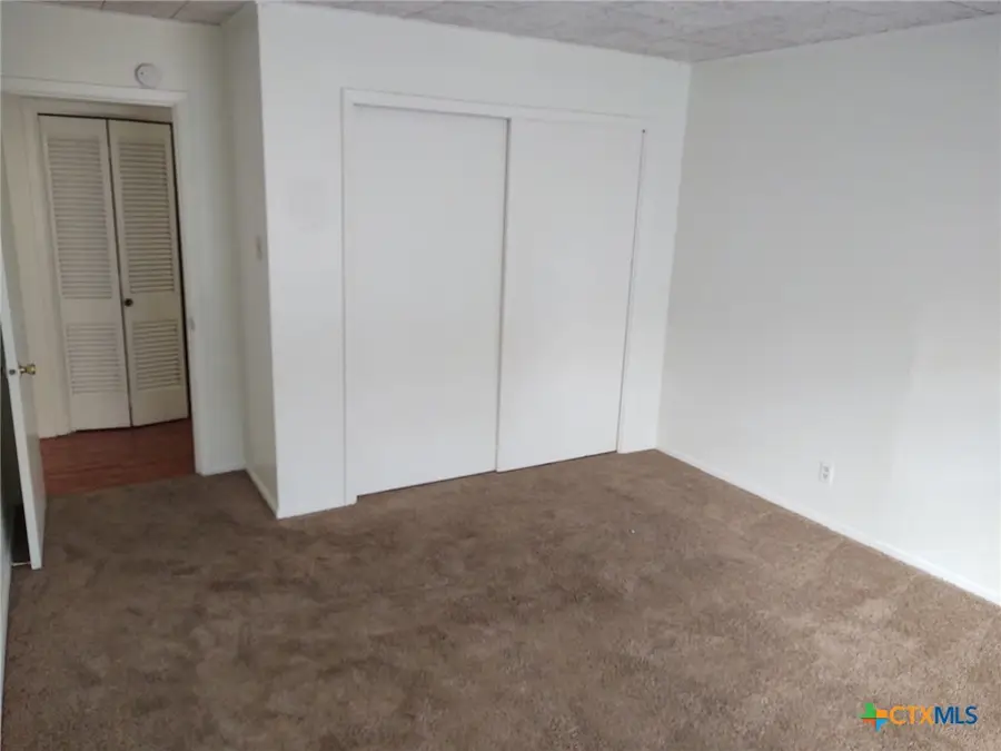 2112 N Interstate 35, San Marcos, TX 78666 - #2