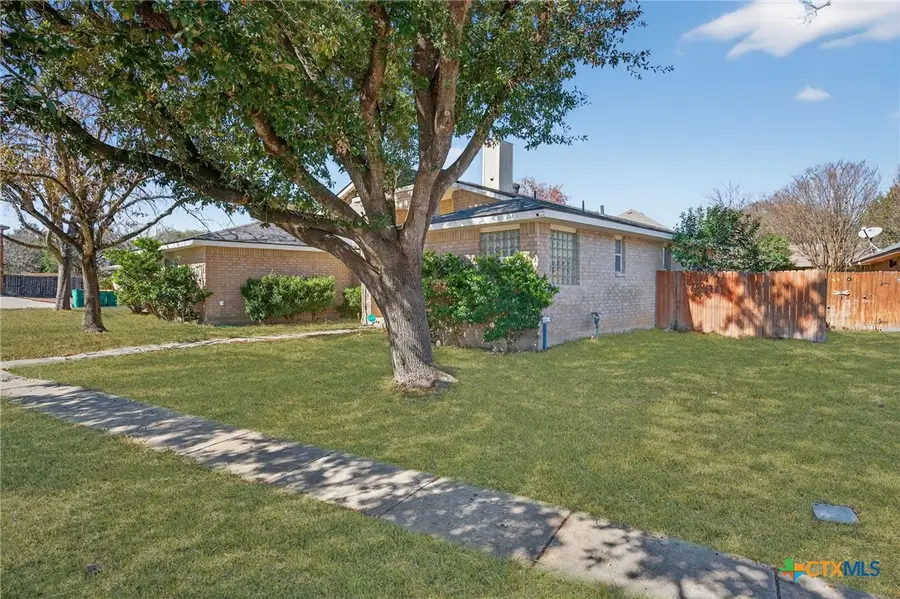 9203 Shadow Lawn Circle, Converse, TX 78109 - #3