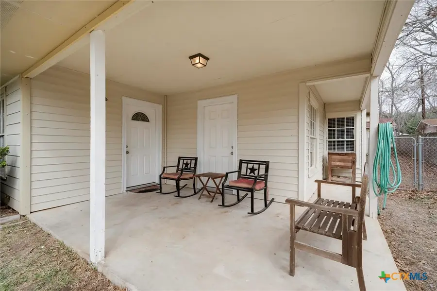 103 Thompson Street, Luling, TX 78648 - #3