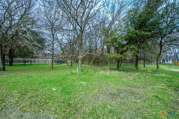 11 Broomtail Court, Morgans Point Resort, TX 76513